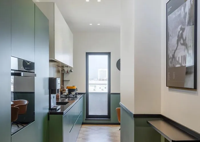 Lejlighed One-of-a-kind Downtown Penthouse, 270-degree Views, Two Terraces, Fireplaces, Grill Bukarest