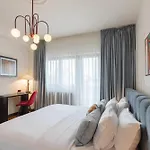 Lejlighed One-of-a-kind Downtown Penthouse, 270-degree Views, Two Terraces, Fireplaces, Grill Bukarest