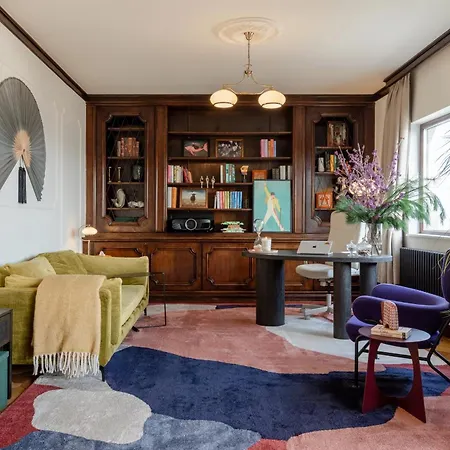 Διαμέρισμα One-of-a-kind Downtown Penthouse, 270-degree Views, Two Terraces, Fireplaces, Grill