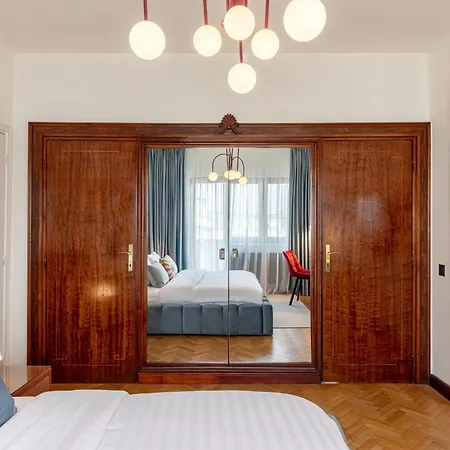 One-of-a-kind Downtown Penthouse, 270-degree Views, Two Terraces, Fireplaces, Grill *