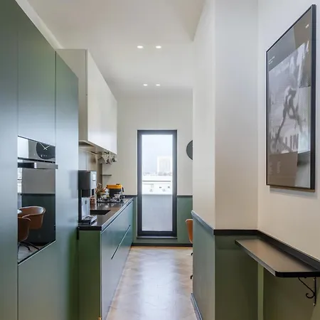 Appartement One-of-a-kind Downtown Penthouse, 270-degree Views, Two Terraces, Fireplaces, Grill Bucarest