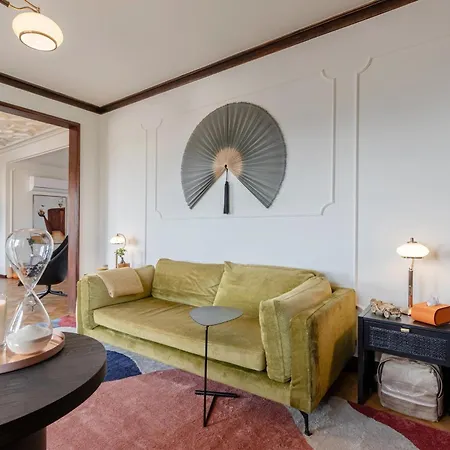 One-of-a-kind Downtown Penthouse, 270-degree Views, Two Terraces, Fireplaces, Grill *
