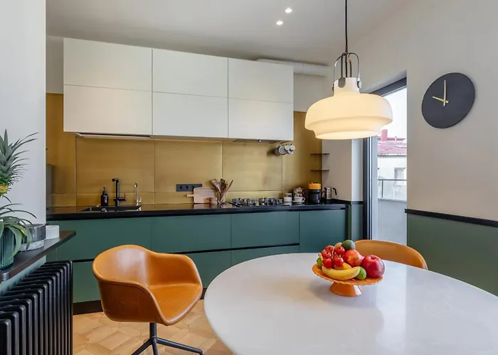 One-of-a-kind Downtown Penthouse, 270-degree Views, Two Terraces, Fireplaces, Grill * Bucureşti