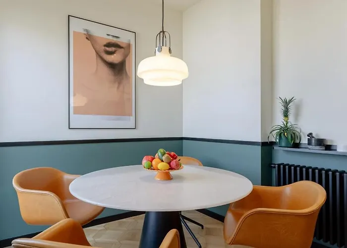 One-of-a-kind Downtown Penthouse, 270-degree Views, Two Terraces, Fireplaces, Grill Apartmán Bukurešť