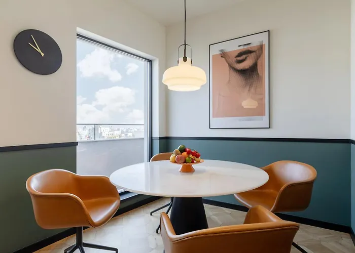 דירה One-of-a-kind Downtown Penthouse, 270-degree Views, Two Terraces, Fireplaces, Grill