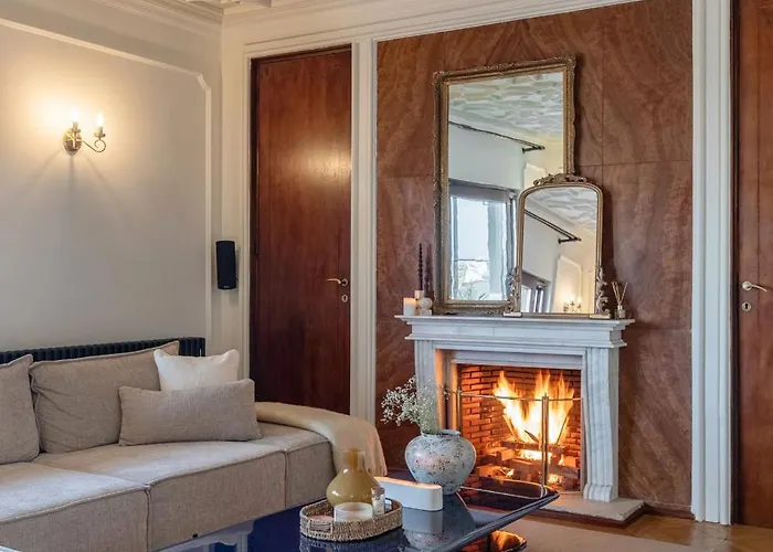 דירה One-of-a-kind Downtown Penthouse, 270-degree Views, Two Terraces, Fireplaces, Grill