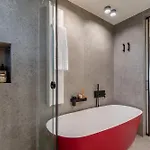 One-of-a-kind Downtown Penthouse, 270-degree Views, Two Terraces, Fireplaces, Grill Bukarest