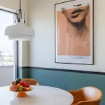 Apartman One-of-a-kind Downtown Penthouse, 270-degree Views, Two Terraces, Fireplaces, Grill *