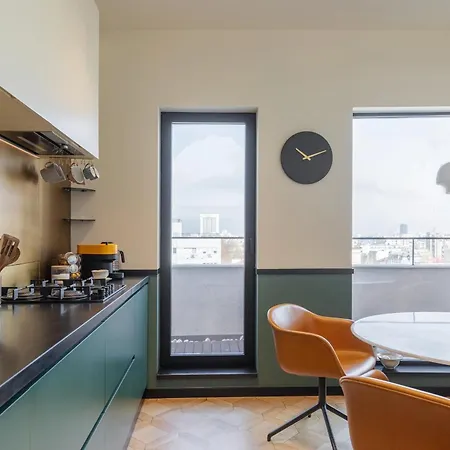 Apartman One-of-a-kind Downtown Penthouse, 270-degree Views, Two Terraces, Fireplaces, Grill